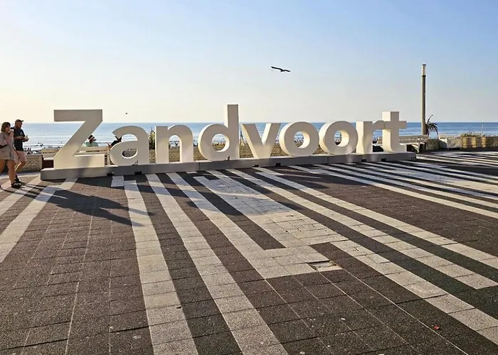 Dani Aan Zee - - Free Parking *