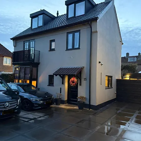 Dani Aan Zee - - Free Parking Apartment *