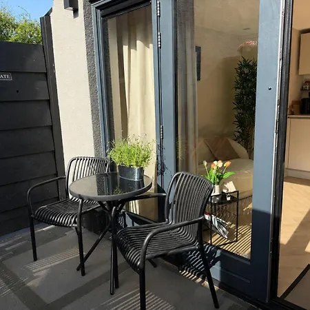 Appartement Dani Aan Zee - - Free Parking